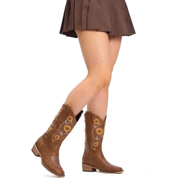 Cowboy Boots for Women Retro Pointed Toe Pull On Block Chunky Heel Embroided - Picture 5 of 5